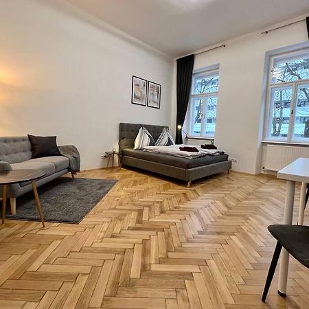 Little Cozy Residence - Enjoy Viennas Summer Season Экстерьер фото